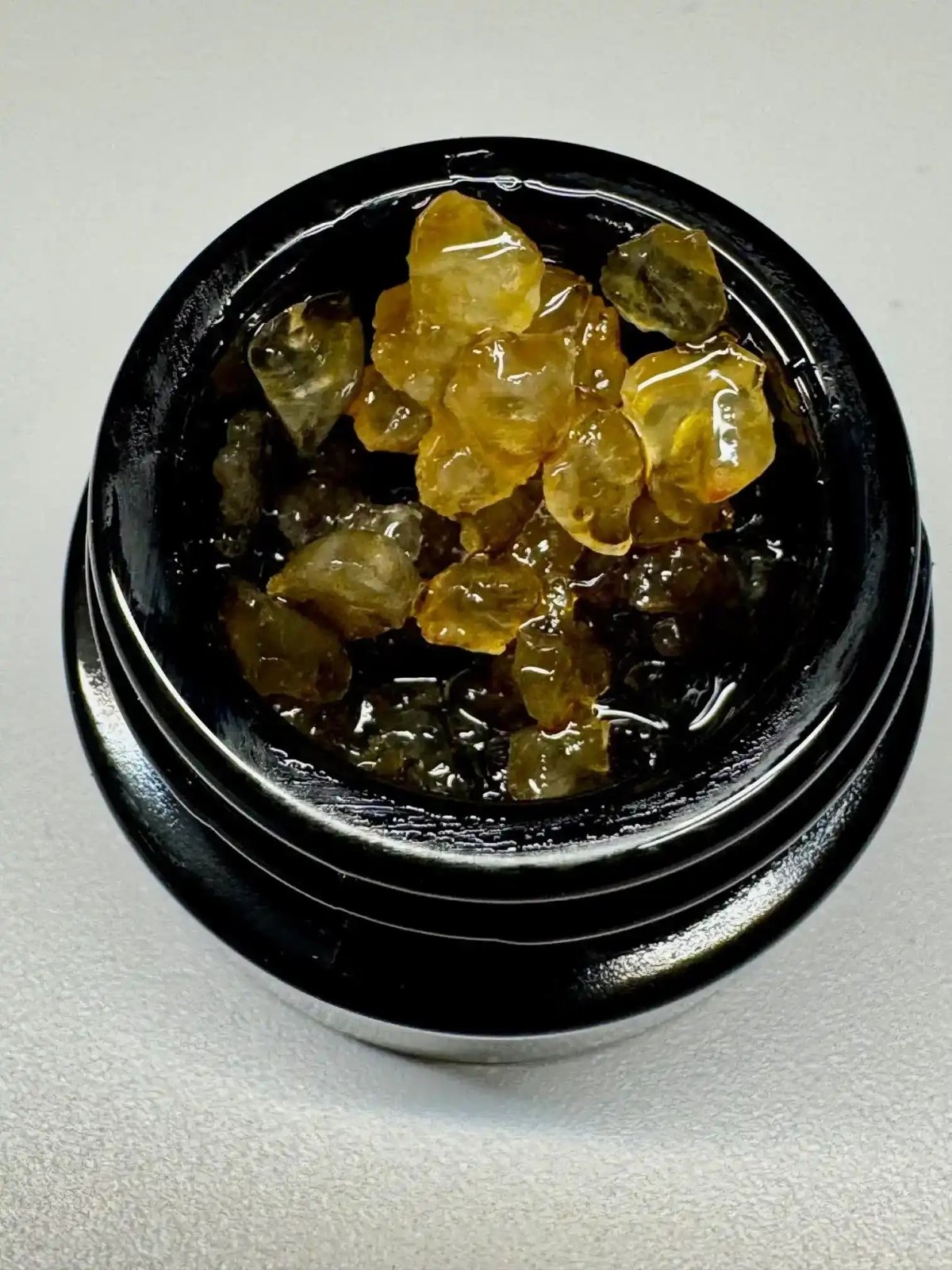 THCA Diamonds - Lemon Cherry Gelato Strain Hybrid - CaliGreenGold