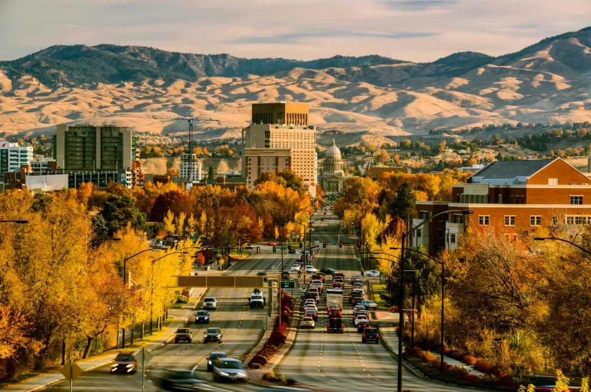 Idaho's Diamond Dilemma: Navigating THCA Diamonds in a Restrictive Cannabis Landscape - CaliGreenGold