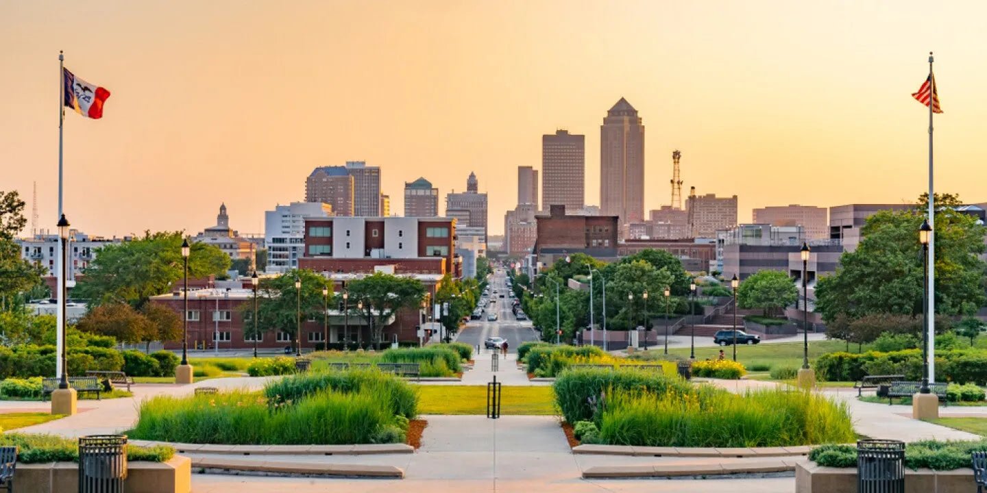 THCA Diamonds in Iowa: Exploring Purity, Potency, and Legality - CaliGreenGold